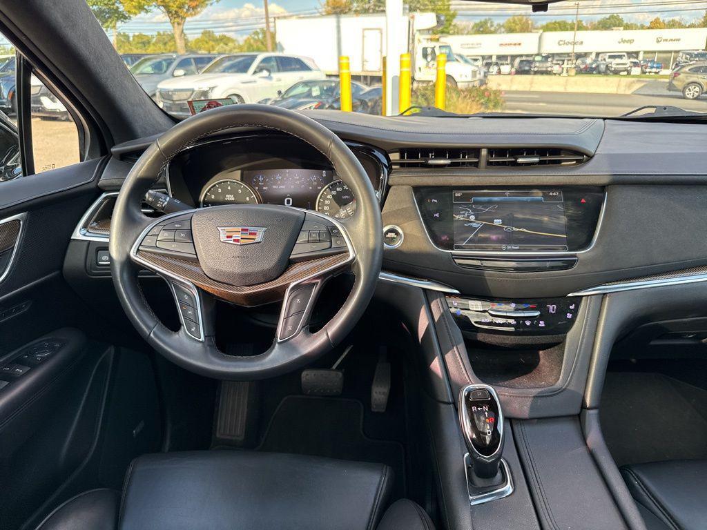 used 2017 Cadillac XT5 car, priced at $18,995