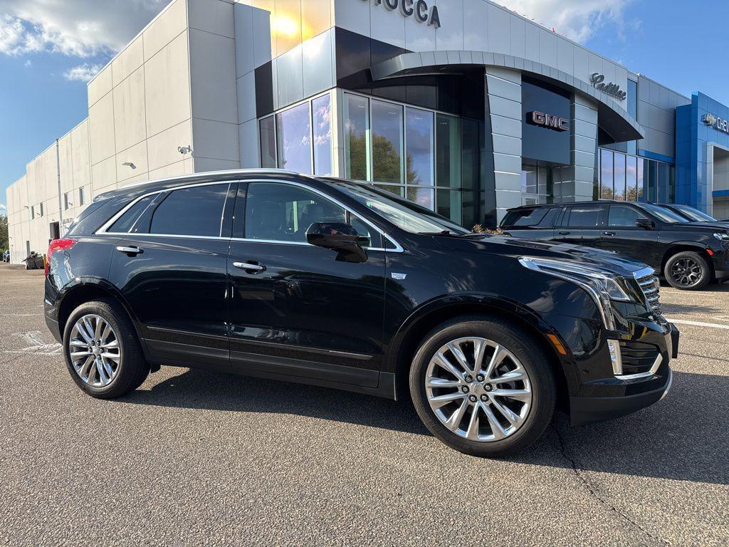 used 2017 Cadillac XT5 car, priced at $18,995