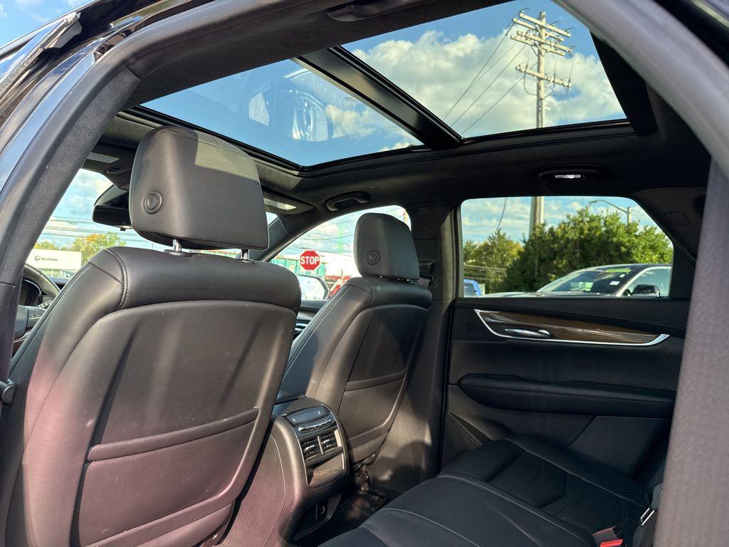 used 2017 Cadillac XT5 car, priced at $18,995