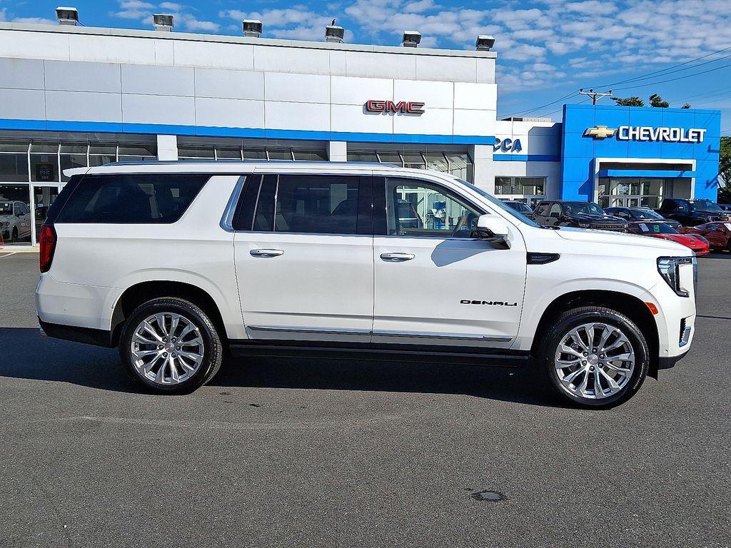used 2024 GMC Yukon XL car, priced at $81,799