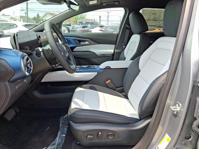 new 2025 Chevrolet Equinox EV car, priced at $49,990