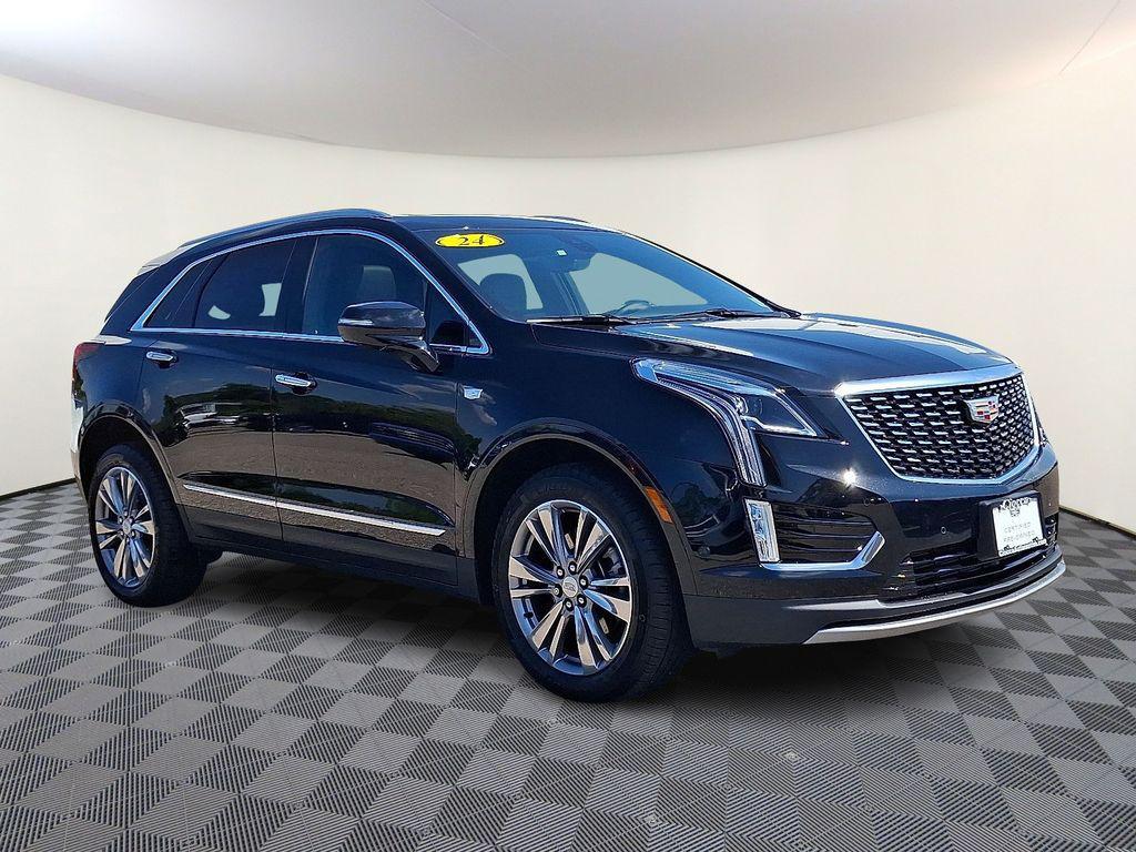 used 2024 Cadillac XT5 car, priced at $42,995