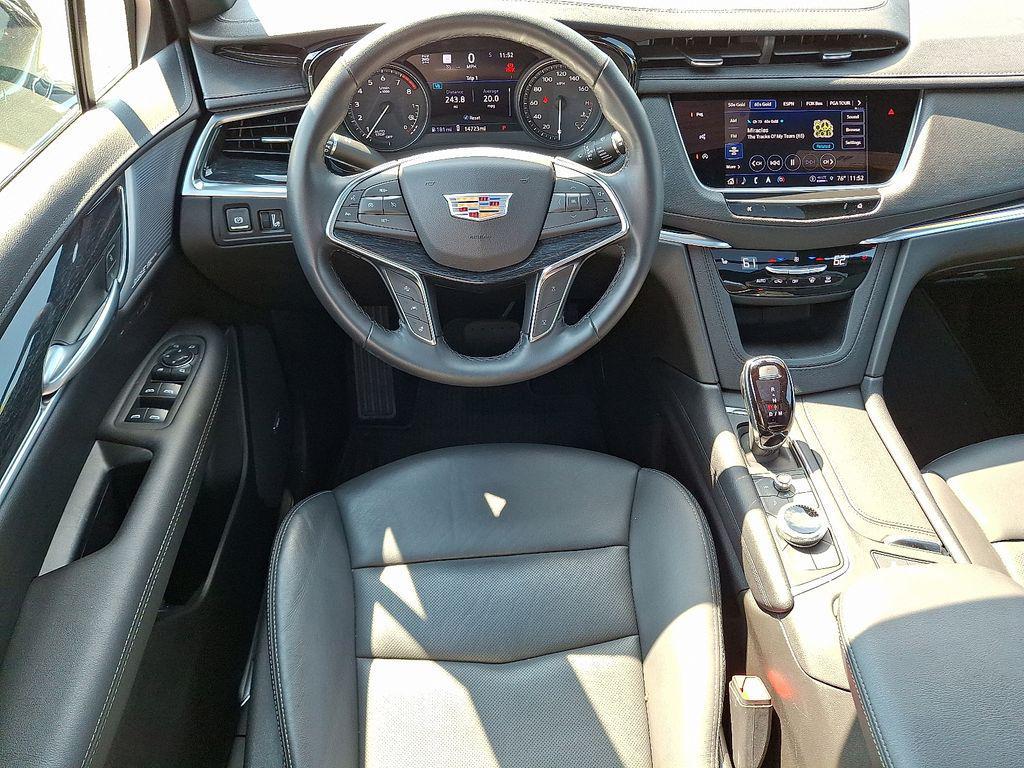 used 2024 Cadillac XT5 car, priced at $42,995