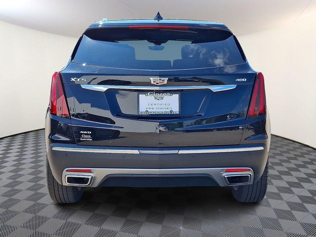 used 2024 Cadillac XT5 car, priced at $42,995