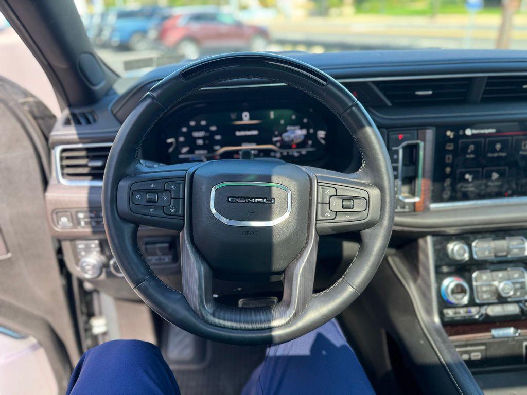 used 2023 GMC Yukon XL car, priced at $76,786