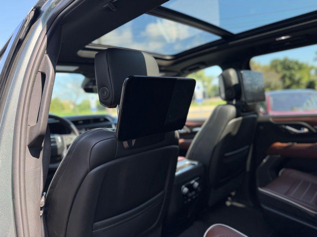 used 2023 GMC Yukon XL car, priced at $76,786