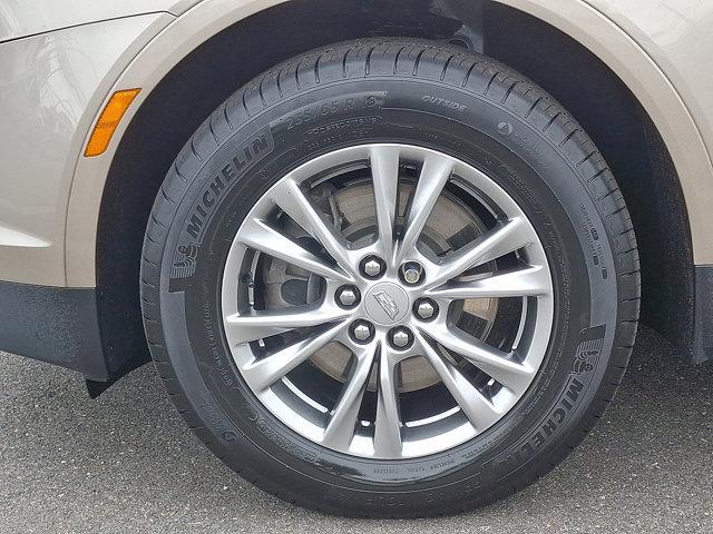 used 2022 Cadillac XT5 car, priced at $28,799