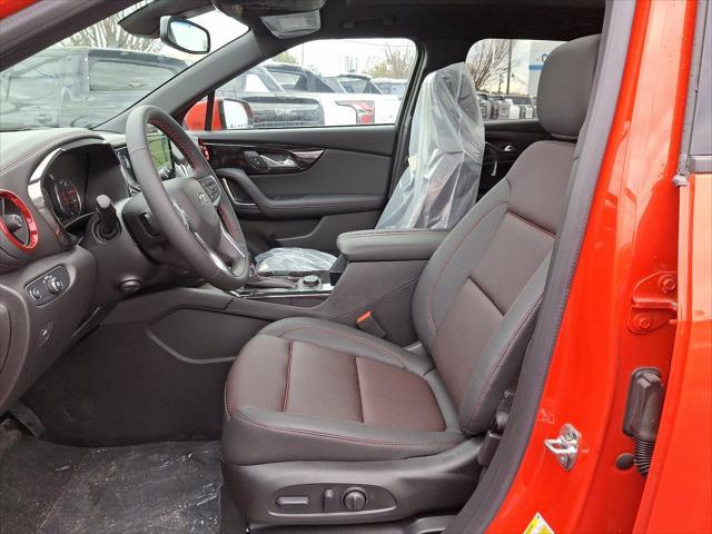 new 2025 Chevrolet Blazer car