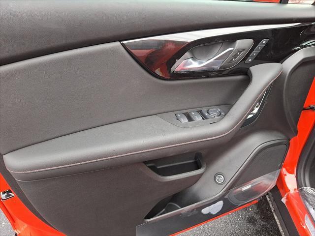 new 2025 Chevrolet Blazer car