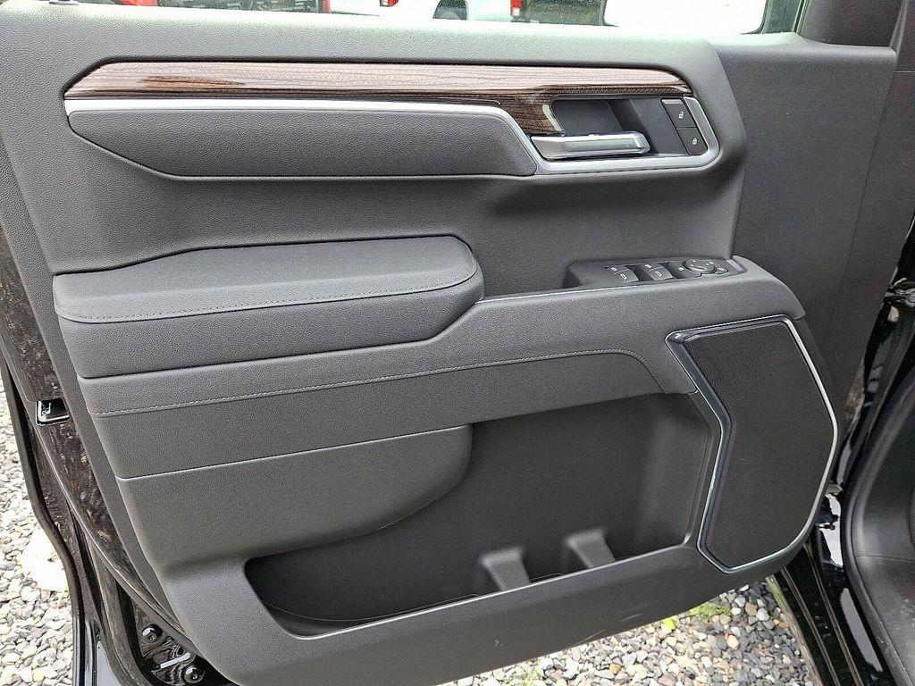 new 2025 Chevrolet Silverado 1500 car, priced at $55,595