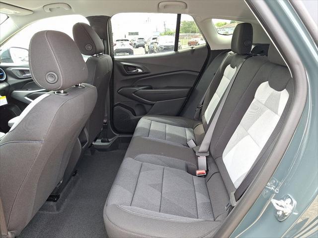 new 2025 Chevrolet Trax car, priced at $22,890