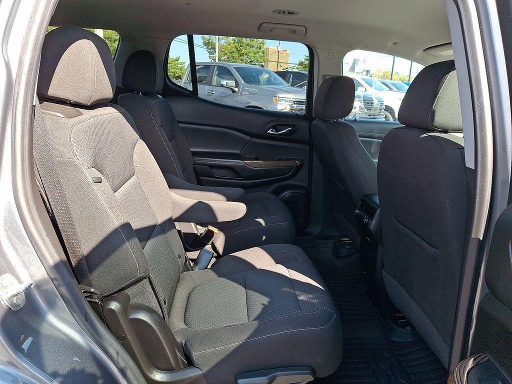 used 2022 GMC Acadia car, priced at $17,991