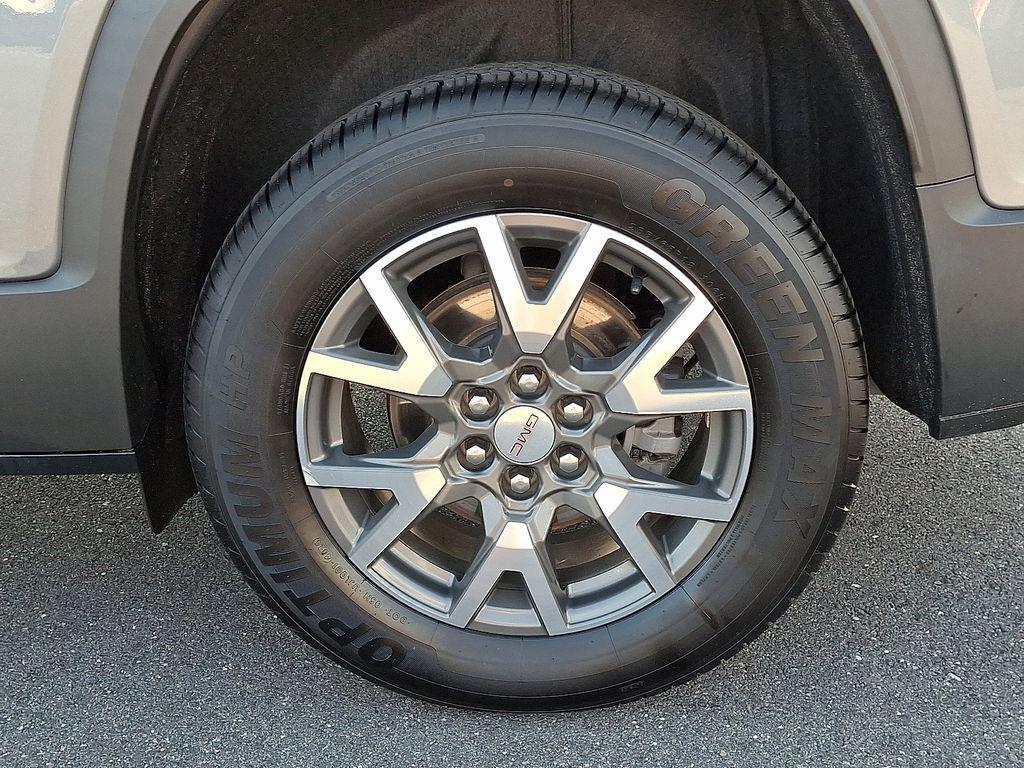 used 2022 GMC Acadia car, priced at $17,991