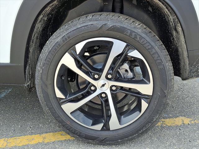 new 2025 Chevrolet Trax car, priced at $24,290