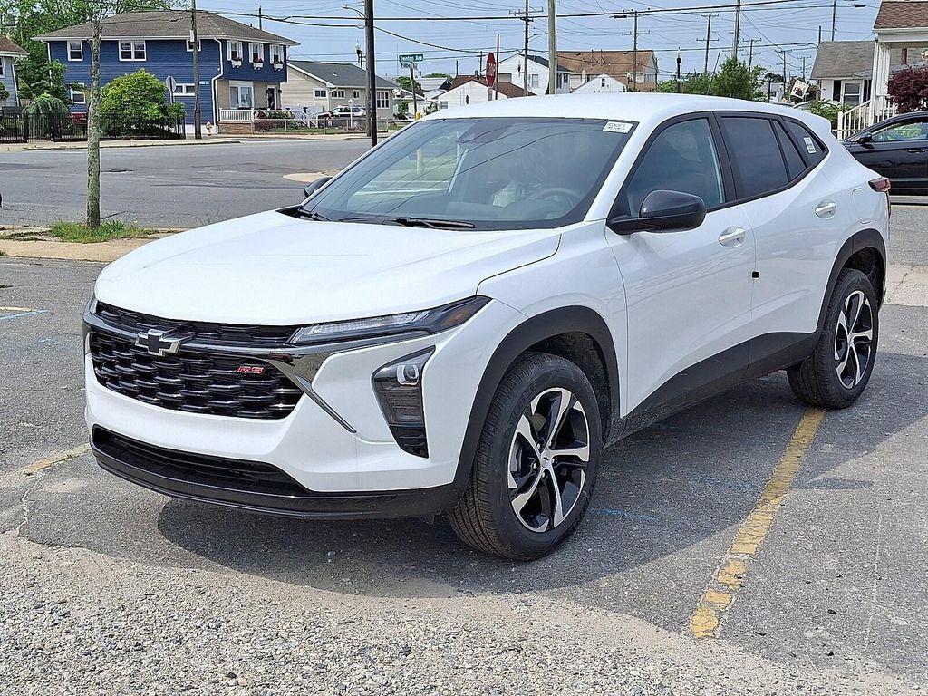 new 2025 Chevrolet Trax car, priced at $24,290