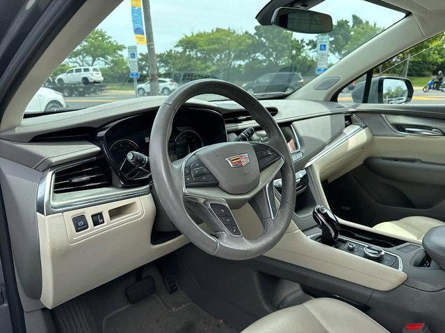 used 2021 Cadillac XT5 car, priced at $28,599