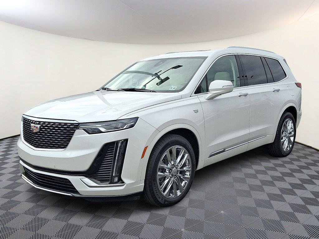 used 2022 Cadillac XT6 car, priced at $35,966