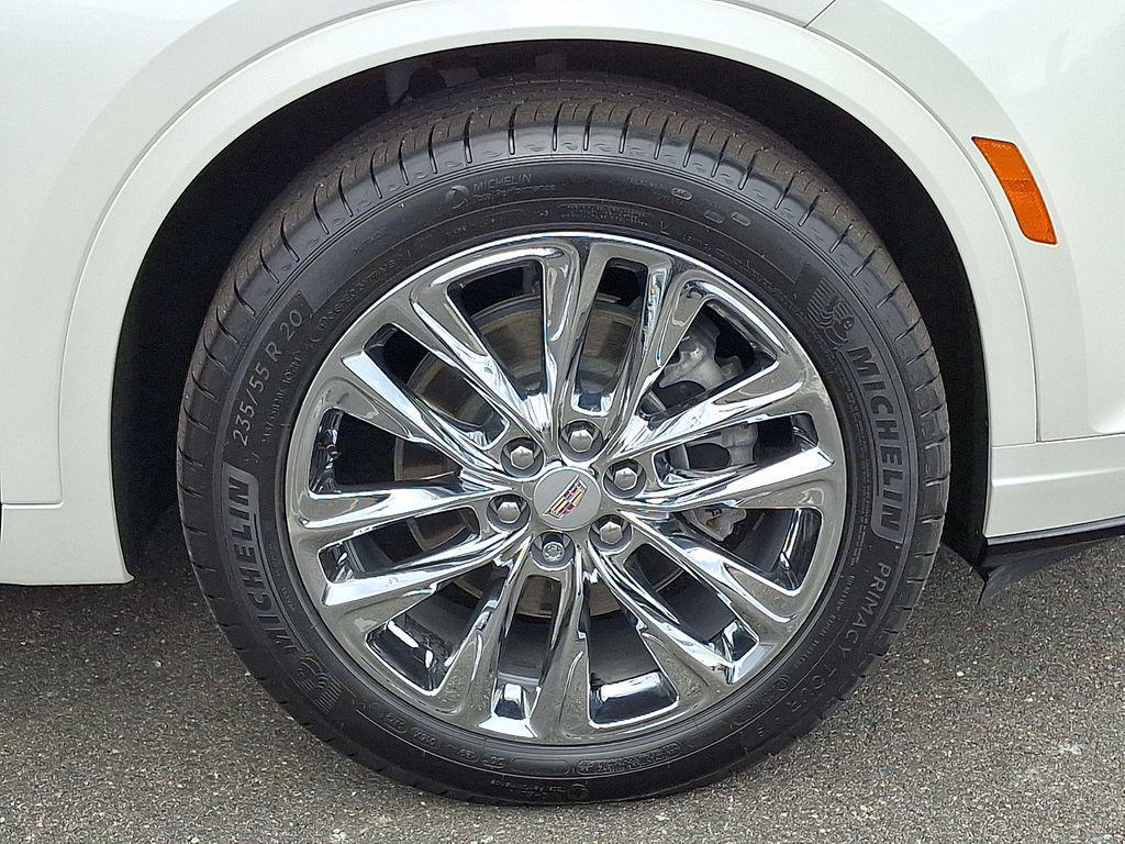 used 2022 Cadillac XT6 car, priced at $35,966