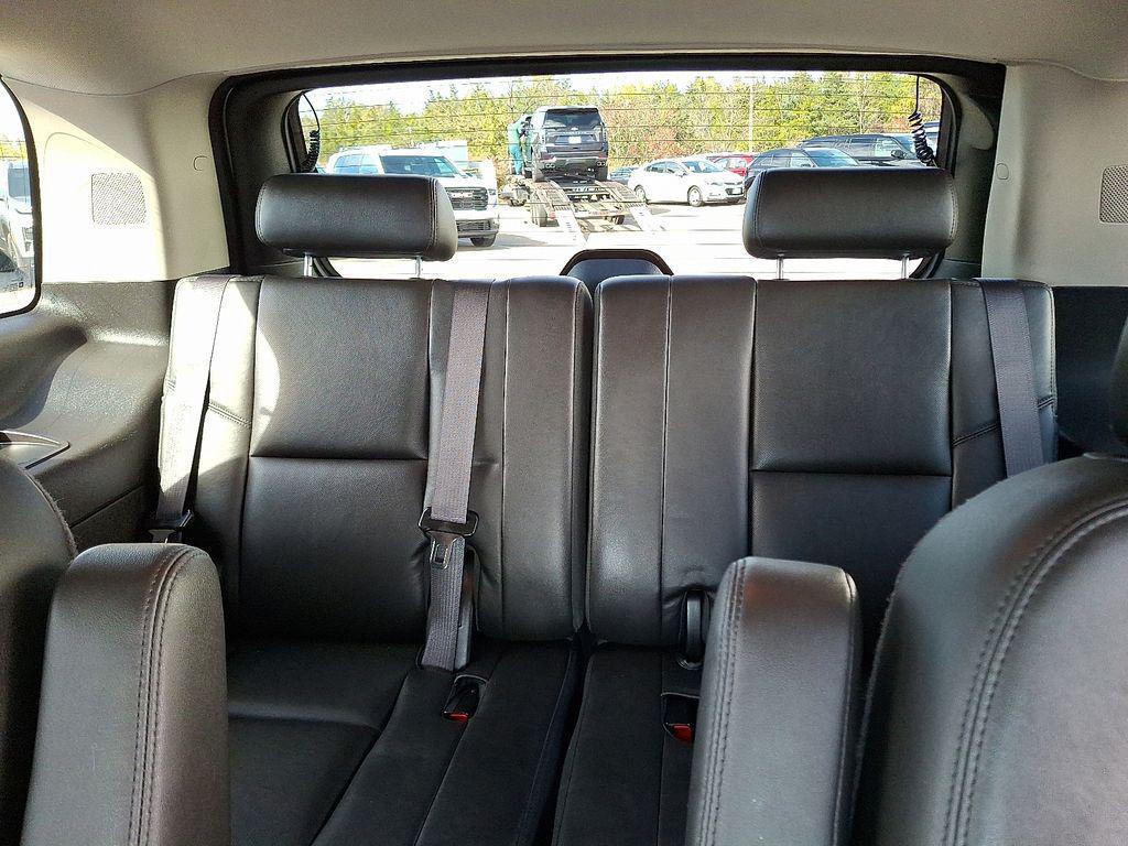 used 2014 GMC Yukon car, priced at $19,495