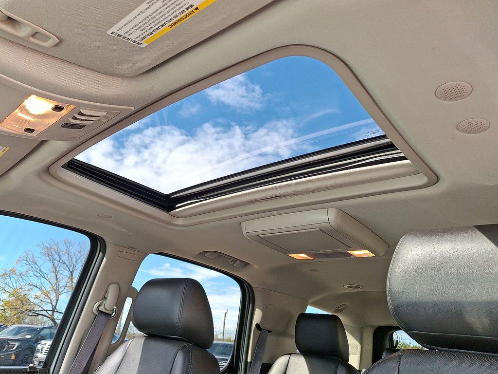 used 2014 GMC Yukon car, priced at $19,495