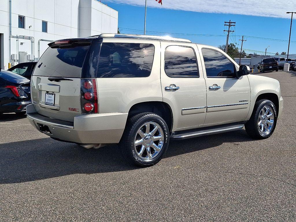 used 2014 GMC Yukon car, priced at $19,495