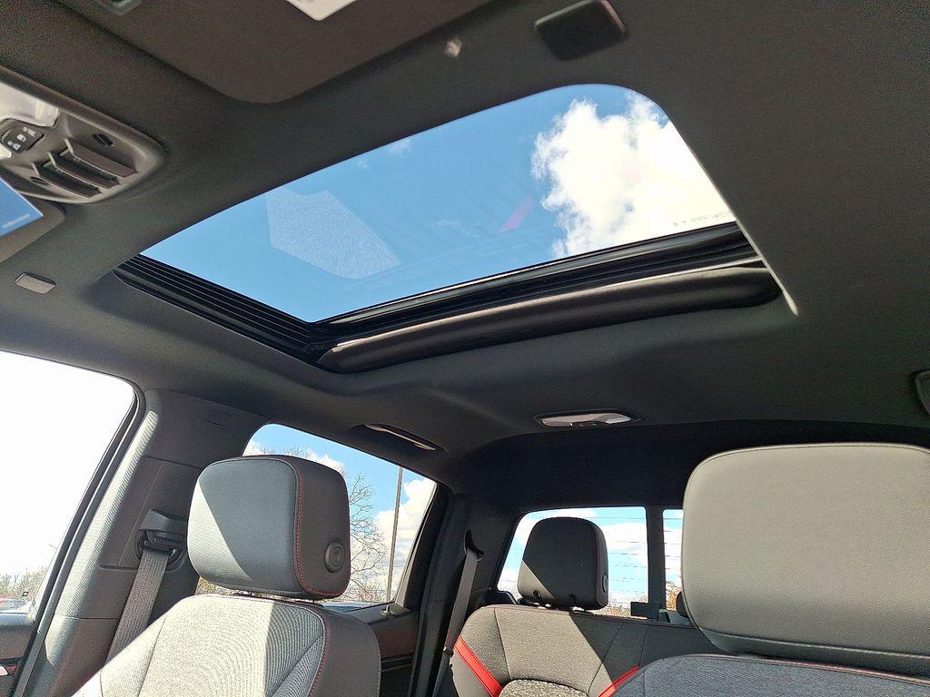 used 2024 Chevrolet Colorado car, priced at $38,000