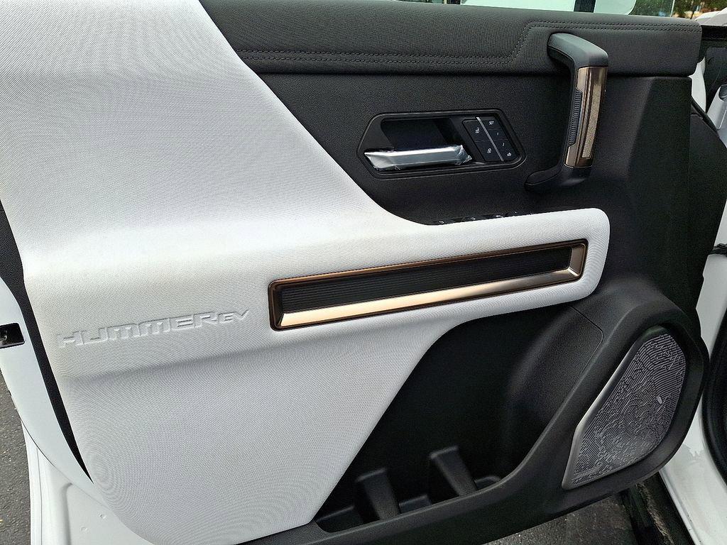 new 2025 GMC HUMMER EV SUV car, priced at $100,245