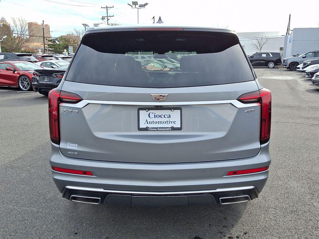 used 2023 Cadillac XT6 car, priced at $40,899