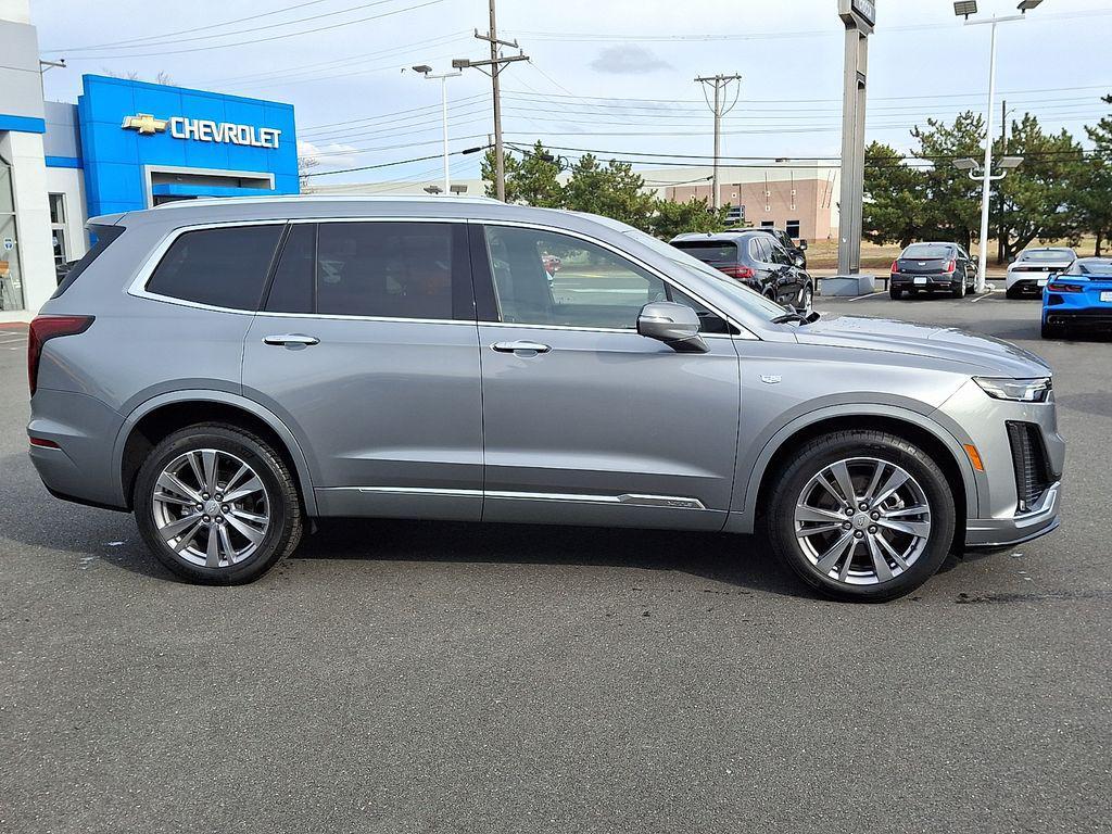 used 2023 Cadillac XT6 car, priced at $40,899