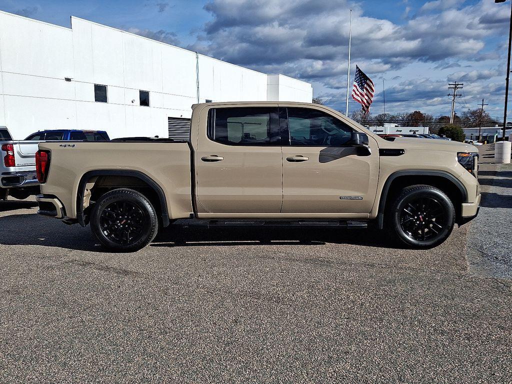 used 2023 GMC Sierra 1500 car, priced at $40,895