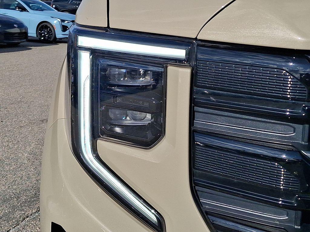 used 2023 GMC Sierra 1500 car, priced at $40,895