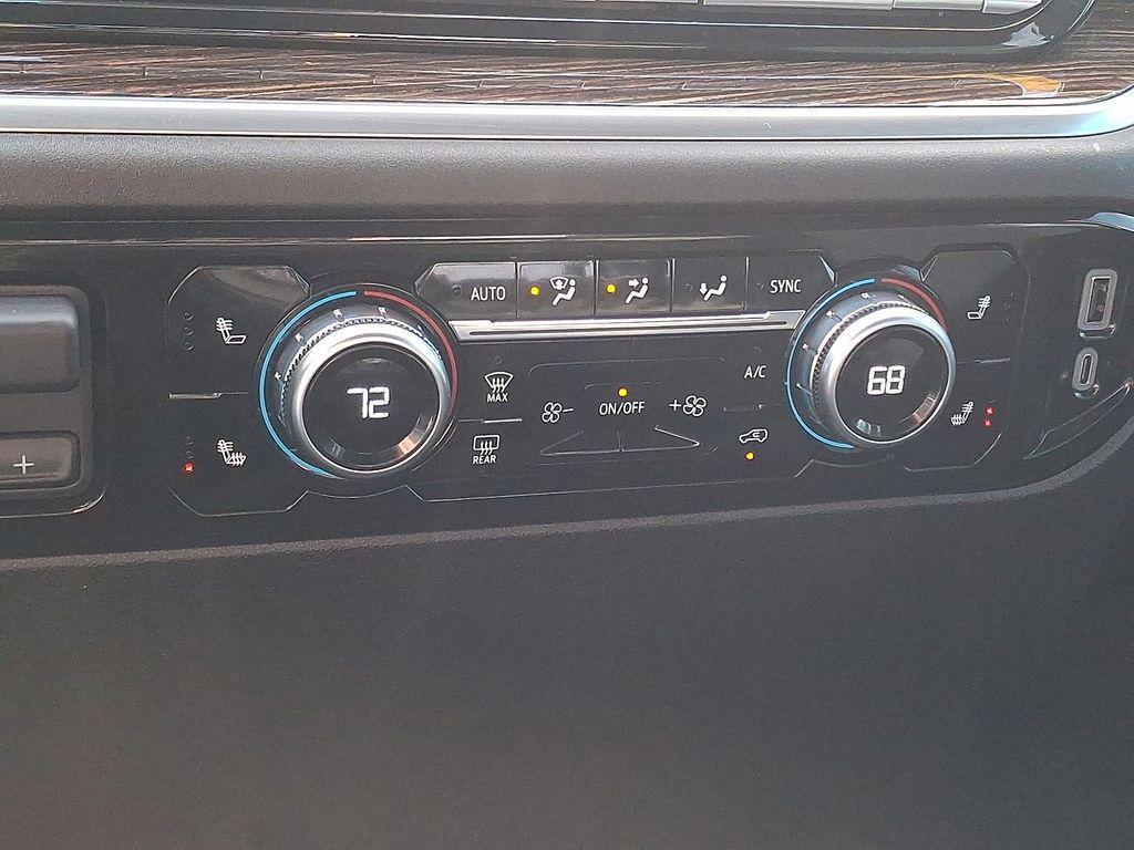 used 2023 GMC Sierra 1500 car, priced at $40,895