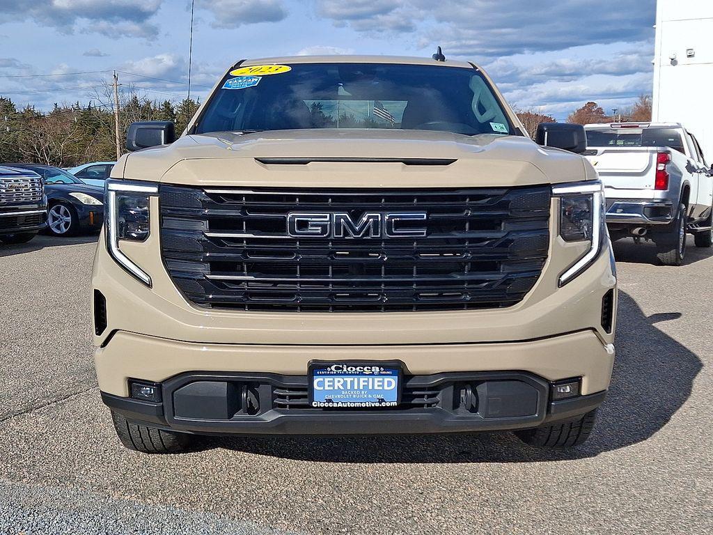 used 2023 GMC Sierra 1500 car, priced at $40,895