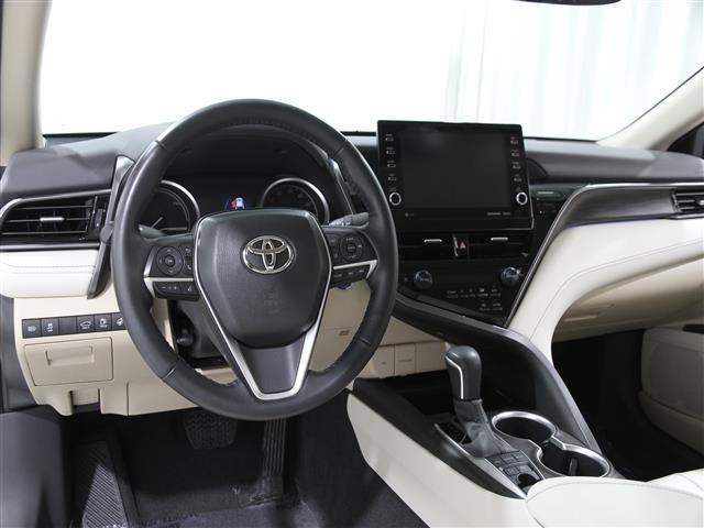 used 2023 Toyota Camry Hybrid car, priced at $31,900