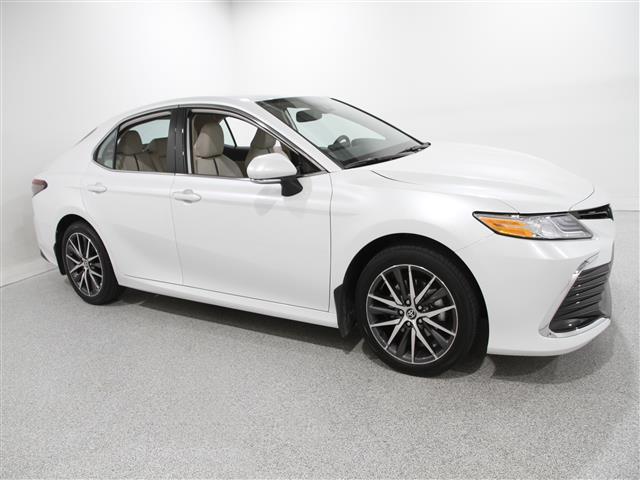 used 2023 Toyota Camry Hybrid car, priced at $31,900