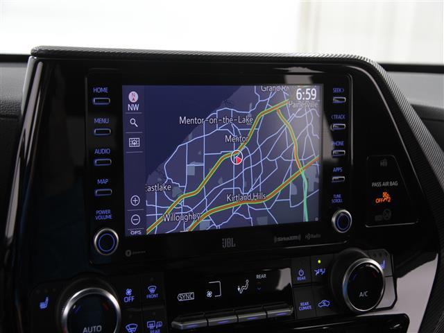 used 2022 Toyota Highlander car, priced at $39,990