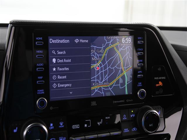 used 2022 Toyota Highlander car, priced at $39,990