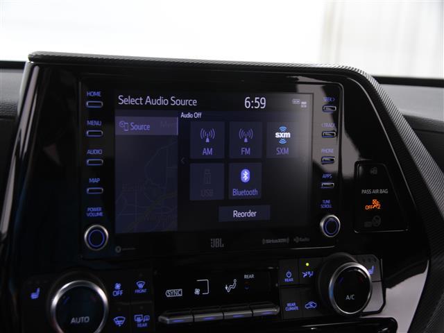 used 2022 Toyota Highlander car, priced at $39,990