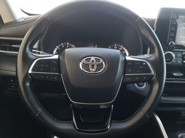 used 2021 Toyota Highlander car, priced at $23,374