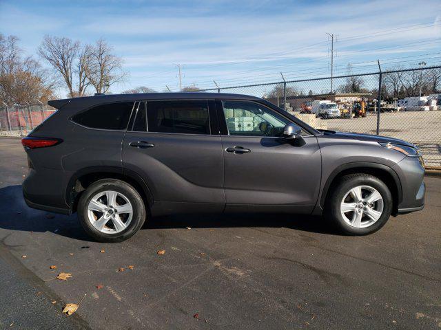 used 2021 Toyota Highlander car, priced at $23,374