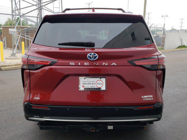 used 2021 Toyota Sienna car, priced at $38,999