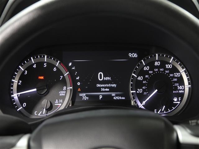 used 2023 Toyota Highlander car, priced at $34,990