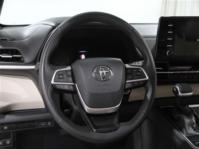 used 2021 Toyota Sienna car, priced at $40,990