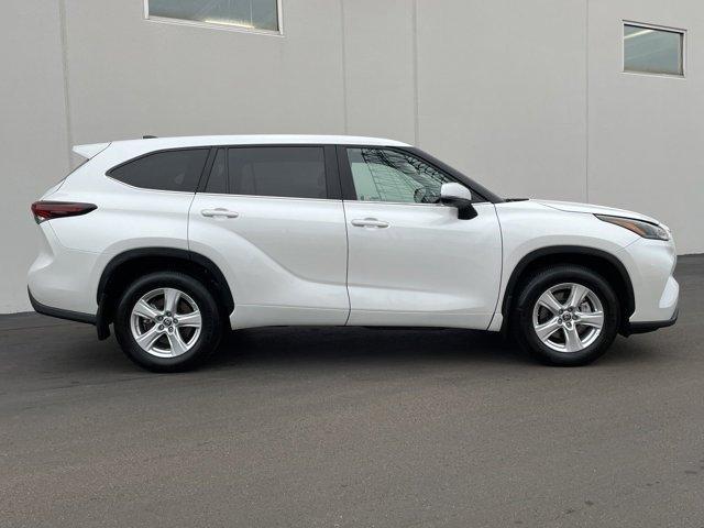 used 2024 Toyota Highlander car, priced at $39,699