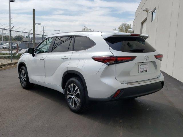 used 2024 Toyota Highlander car, priced at $43,520