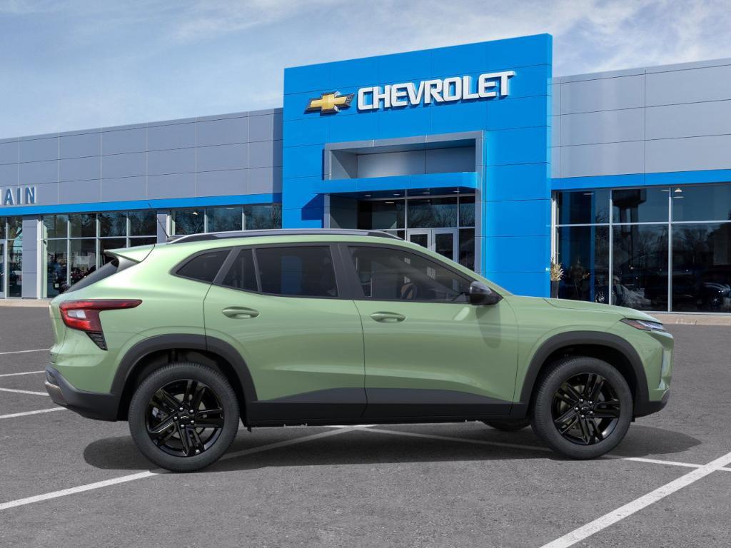 new 2025 Chevrolet Trax car, priced at $25,607