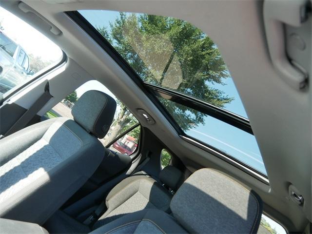 used 2022 Chevrolet Equinox car, priced at $21,995