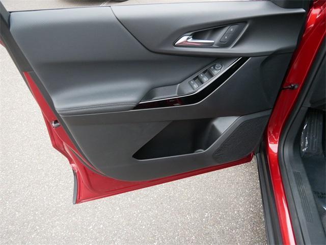 used 2025 Chevrolet Equinox car, priced at $27,495