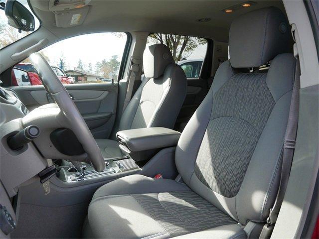 used 2014 Chevrolet Traverse car, priced at $8,900