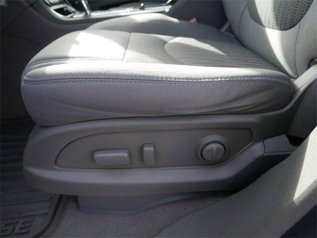 used 2014 Chevrolet Traverse car, priced at $8,900